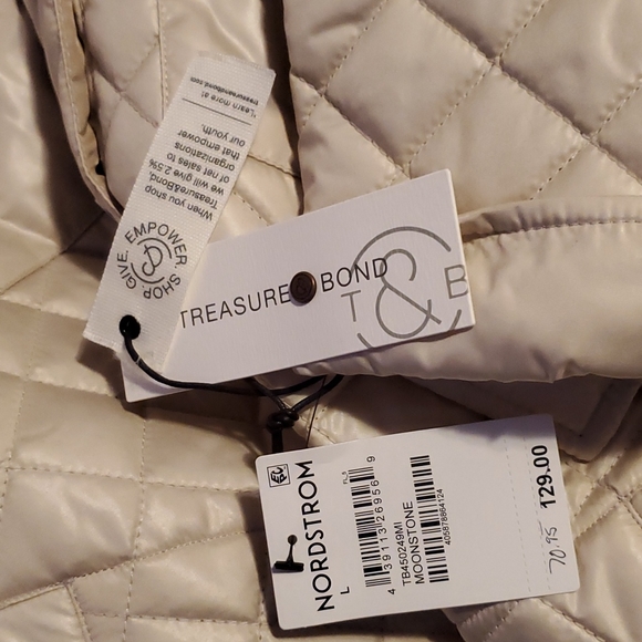 Cream long button up puffer jacket by Treasure & Bond size large - Picture 3 of 3